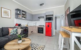 Stylish Apartment In Sandringham